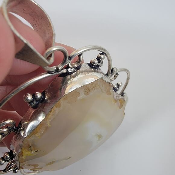 Handmade Sterling Silver Pendant Natural Agate Slice in Organic Stone Setting - Picture 8 of 10